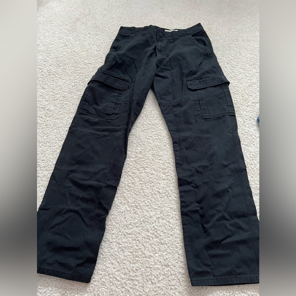 black wrangler cargos